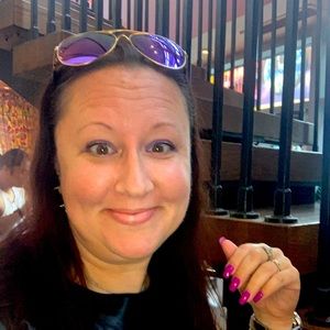 Meet your Posher, Teresa